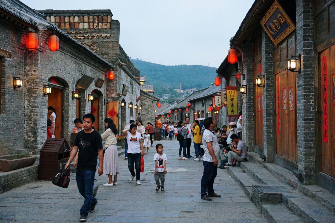 机智问答-精准解答问题,帮你更智慧地思考-生活小妙招:如何清洗小白鞋